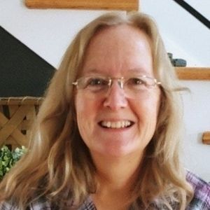 Meet your Posher, Becky